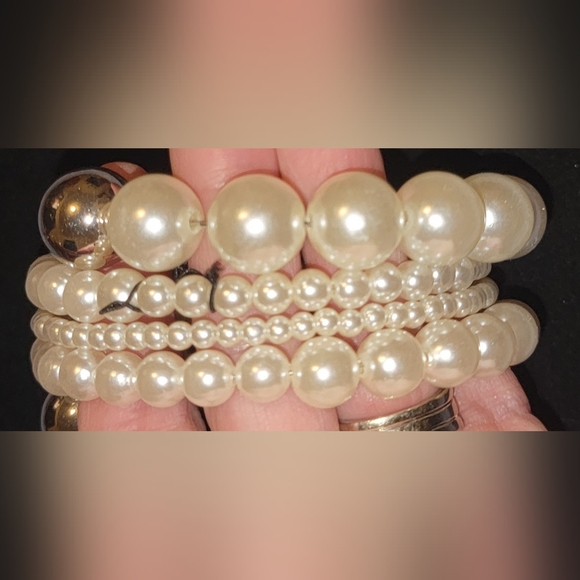 Faux Pearl Wrap Bracelet - Picture 3 of 3